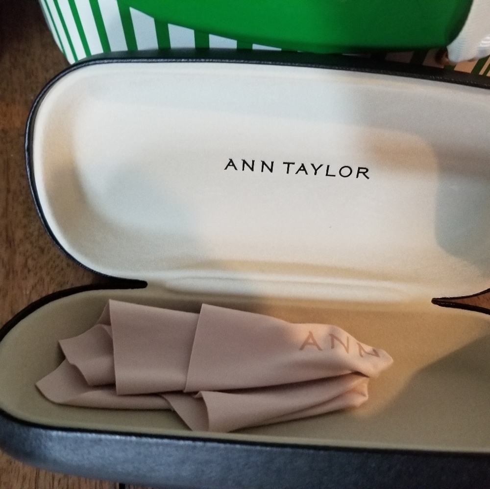Ann Taylor Tortoise Shell Women's Sunglasses - Picture 3 of 8